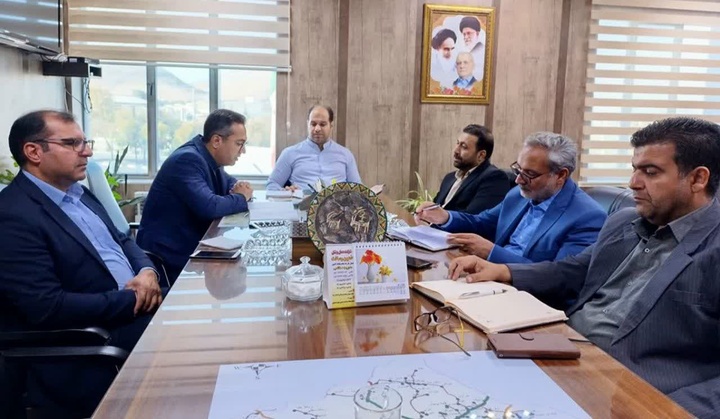 برگزاری جلسه هماهنگی چهارمین هفته فرهنگی «بر آستان آفتاب» در فرمانداری خمین