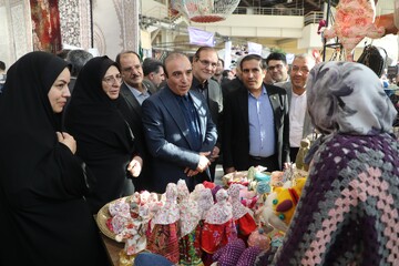 حضور پررنگ هنرمندان صنایع‌دستی در نمایشگاه توانمندی بانوان استان اردبیل
