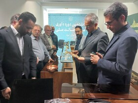 بازدید معاون استاندار یزد از روند داوری مهر اصالت ملی صنایع‌دستی