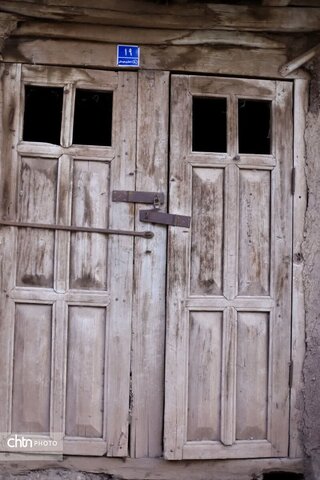 درهای قدیمی در طالقان