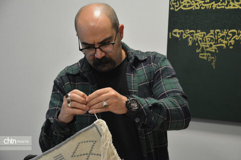 بازدید معاون استاندار یزد از روند داوری مهر اصالت ملی صنایع‌دستی