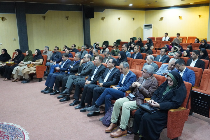 بررسی «چشم‌انداز سفال و سرامیک معاصر ایران» در نخستین پنل همایش زنجیره ارزش سفال و سرامیک