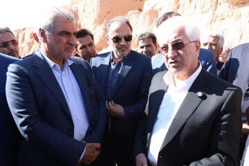 بازدید استاندار خراسان شمالی از شهر تاریخی بلقیس اسفراین؛ تأکید بر مرمت، مقاوم‌سازی و ارتقای زیرساخت‌ها