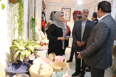 بازدید معاون وزیر و رئیس سازمان سوادآموزی از جاذبه‌های تاریخی خوی