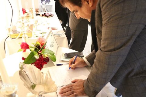 بازدید معاون وزیر و رئیس سازمان سوادآموزی از جاذبه‌های تاریخی خوی