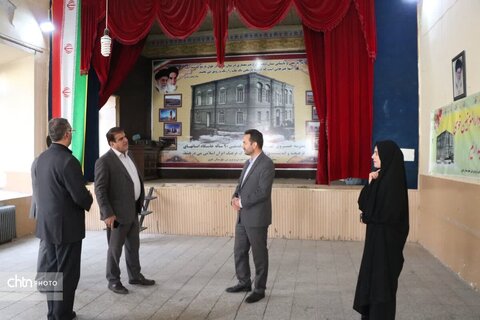 بازدید معاون وزیر و رئیس سازمان سوادآموزی از جاذبه‌های تاریخی خوی