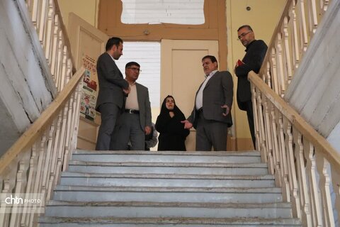 بازدید معاون وزیر و رئیس سازمان سوادآموزی از جاذبه‌های تاریخی خوی