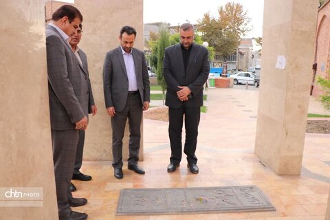 بازدید معاون وزیر و رئیس سازمان سوادآموزی از جاذبه‌های تاریخی خوی