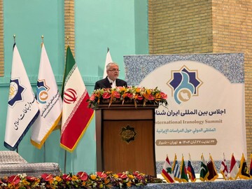 ایران سرزمین کثرت در عین وحدت است/ منشور کوروش نشان داد عدالت و مدارا در ریشه‌های فرهنگی این سرزمین استوار است 