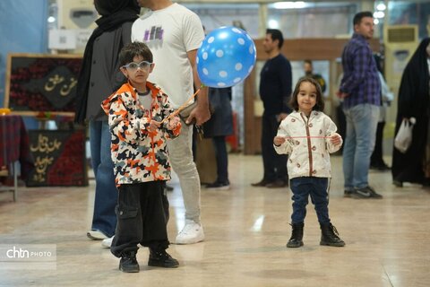 نمایشگاه ۱۵