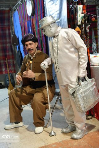 نمایشگاه ۱۵