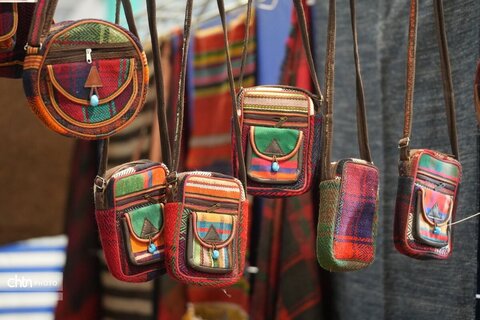 نمایشگاه ۱۵