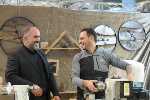 نمایشگاه ۱۵