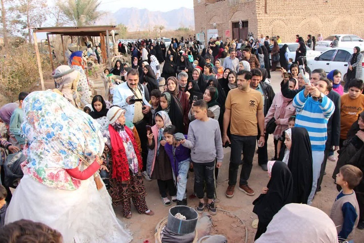 برگزاری سیزدهمین «چهارشنبه‌های اردکان‌گردی» در مزرعه گردشگری عروسک‌ها