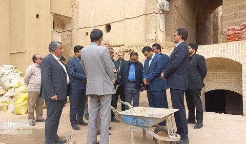 تعیین تکلیف پلاک های جدا شده واقع در حریم موزه بزرگ (صدرالعلماء) یزد