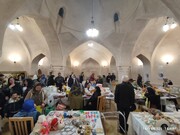 استقبال گسترده مردم از نمایشگاه مشاغل خانگی و صنایع دستی در حمام تاریخی و موقوفه میلان اسکو