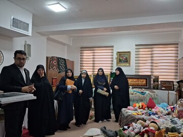 جشنواره شمیم علوی در بخش صنایع‌دستی قزوین برگزار شد