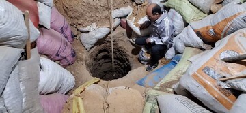 ۴ سوداگر گنج در تربت حیدریه زمین‌گیر شدند