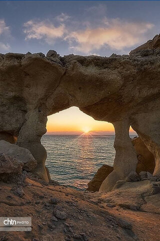 کوشکنار؛ اسکله تبن