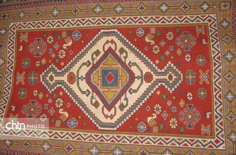 «سرانداز» حاصل تراوش ذهنی بافندگان گلیم بختیاری است