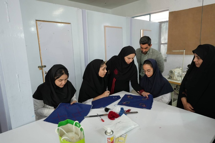اجرای طرح «دانش‌آموز صنعتگر» با هدف ترویج صنایع‌دستی در مدارس زاهدان