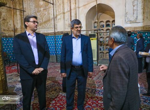 بازدید میدانی استاندار یزد از بازار سنتی و گارگاهای مهم مرمتی بافت تاریخی یزد ؛ دستور تسریع در مرمت پروژه‌های اولویت‌دار