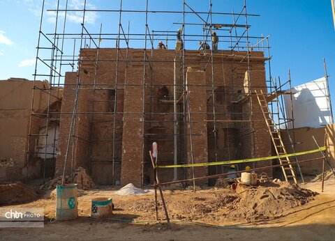 بازدید میدانی استاندار یزد از بازار سنتی و گارگاهای مهم مرمتی بافت تاریخی یزد ؛ دستور تسریع در مرمت پروژه‌های اولویت‌دار