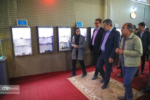 بازدید میدانی استاندار یزد از بازار سنتی و گارگاهای مهم مرمتی بافت تاریخی یزد ؛ دستور تسریع در مرمت پروژه‌های اولویت‌دار