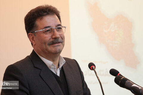 مراسم رونمایی از بیست عنوان کتاب از تازه‌های نشر پژوهشگاه میراث‌فرهنگی و گردشگری با حضور صالحی امیری