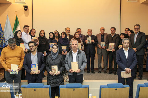 مراسم رونمایی از بیست عنوان کتاب از تازه‌های نشر پژوهشگاه میراث‌فرهنگی و گردشگری با حضور صالحی امیری