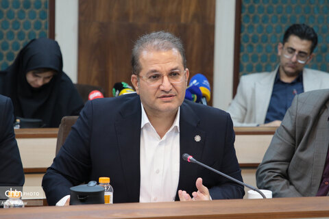 نشست خبری برخط مدیران کل استان ها با حضور صالحی امیری