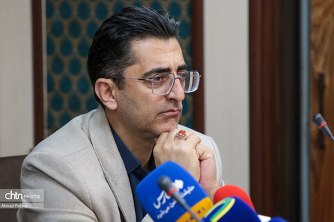 نشست خبری برخط مدیران کل استان ها با حضور صالحی امیری