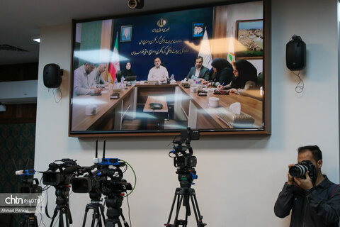 نشست خبری برخط مدیران کل استان ها با حضور صالحی امیری
