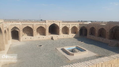 بازدید مدیرعامل صندوق احیاء از بناهای تاریخی استان قم