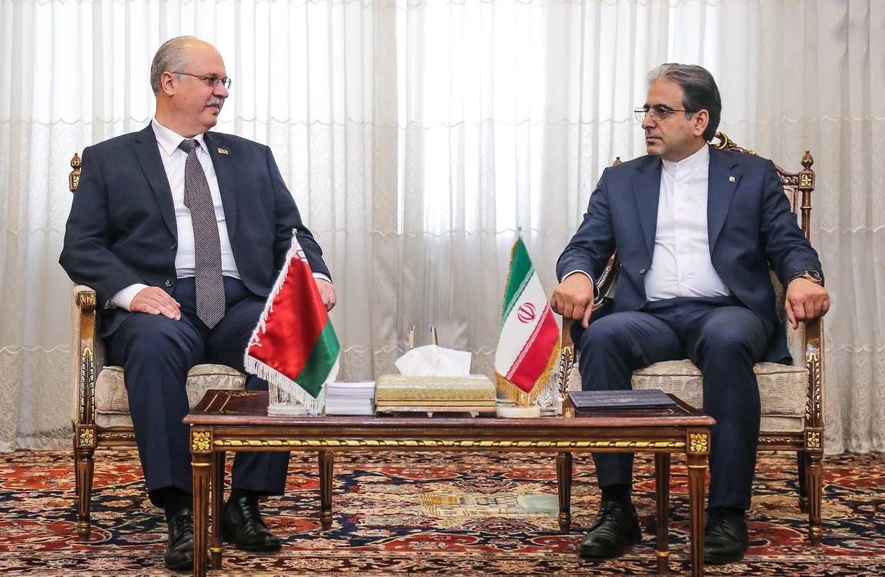 ظرفیت‌های آذربایجان شرقی می‌تواند موتور تقویت روابط ایران و بلاروس شود/ گردشگری حلقه گمشده روابط ایران و بلاروس/ سفیر جمهوری بلاروس در ایران: آماده همکاری در اقتصاد، صنعت، علم و فناوری، گردشگری و حمل‌ونقل با آذربایجان‌شرقی‌ هستیم