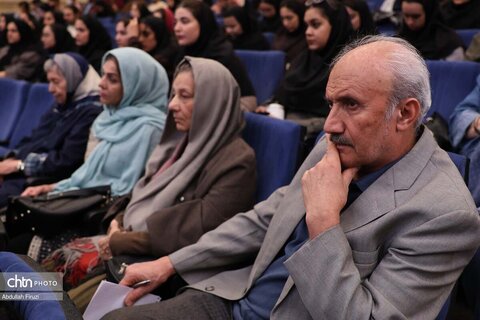 دومین نشست علمی (حافظ و ایران‌شناسی)