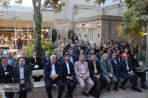 آیین رونمایی از طرح کتاب سفر ویژه اقامتگاه های بومگردی وسنتی هم زمان با هفته کتاب وکتابخوانی در مشهد