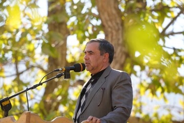 توجه به اتحاد و همبستگی در جشن انار پاوه قابل تقدیر است/ دعا برای نزول باران فضای معنوی جشنواره انار را تحت تاثیر قرار داد