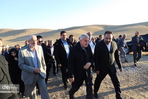 بازدید و جلسه وزیر از زرین غار شهرستان خدابنده