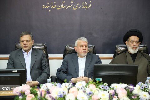 جلسه شورای اداری شهرستان خدابنده به ریاست وزیر میراث‌فرهنگی