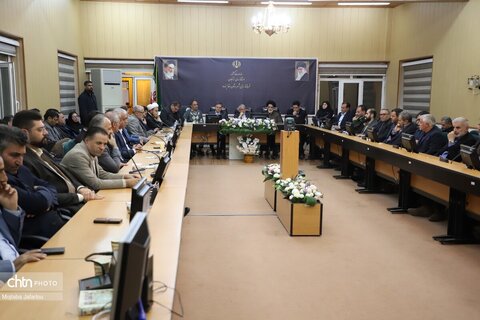 جلسه شورای اداری شهرستان خدابنده به ریاست وزیر میراث‌فرهنگی