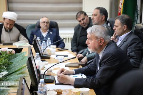 جلسه شورای اداری شهرستان خدابنده به ریاست وزیر میراث‌فرهنگی