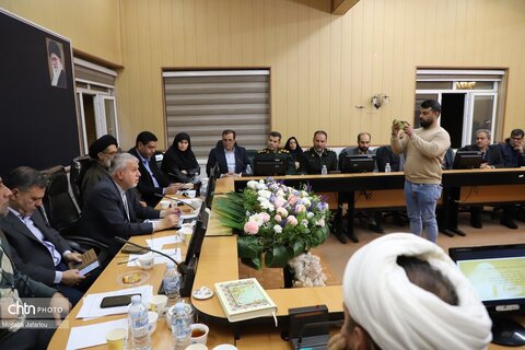 جلسه شورای اداری شهرستان خدابنده به ریاست وزیر میراث‌فرهنگی