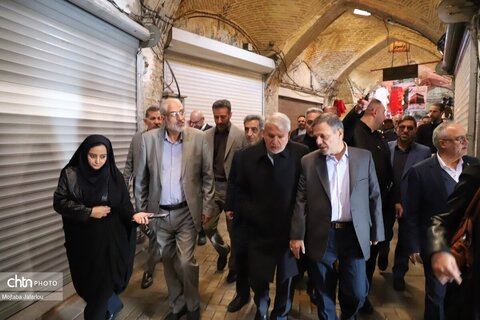 بازدید وزیر میراث‌فرهنگی گردشگری و صنایع‌دستی از سبزه میدان زنجان