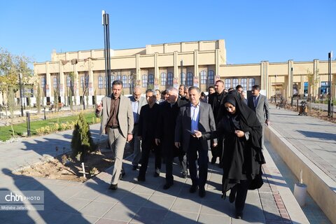 بازدید وزیر میراث‌فرهنگی گردشگری و صنایع‌دستی از سبزه میدان زنجان