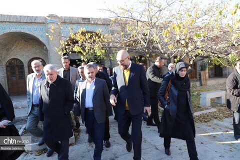 بازدید وزیر میراث‌فرهنگی گردشگری و صنایع‌دستی از سبزه میدان زنجان