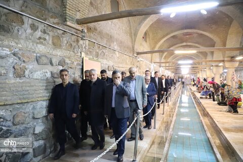 بازدید وزیر میراث‌فرهنگی از موزه مردم شناسی رختشویخانه زنجان