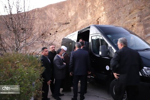 افتتاح مجموعه گردشگری گلابر توسط وزیر میراث‌فرهنگی، گردشگری و صنایع‌دستی