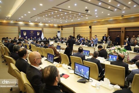حضور وزیر میراث‌فرهنگی در شورای اداری زنجان