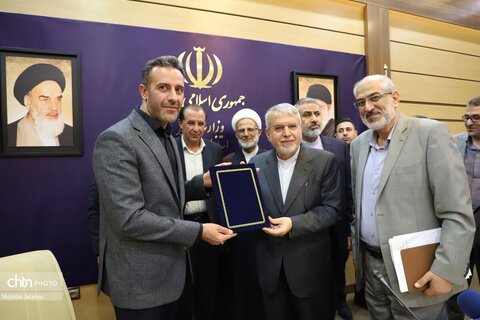 حضور وزیر میراث‌فرهنگی در شورای اداری زنجان